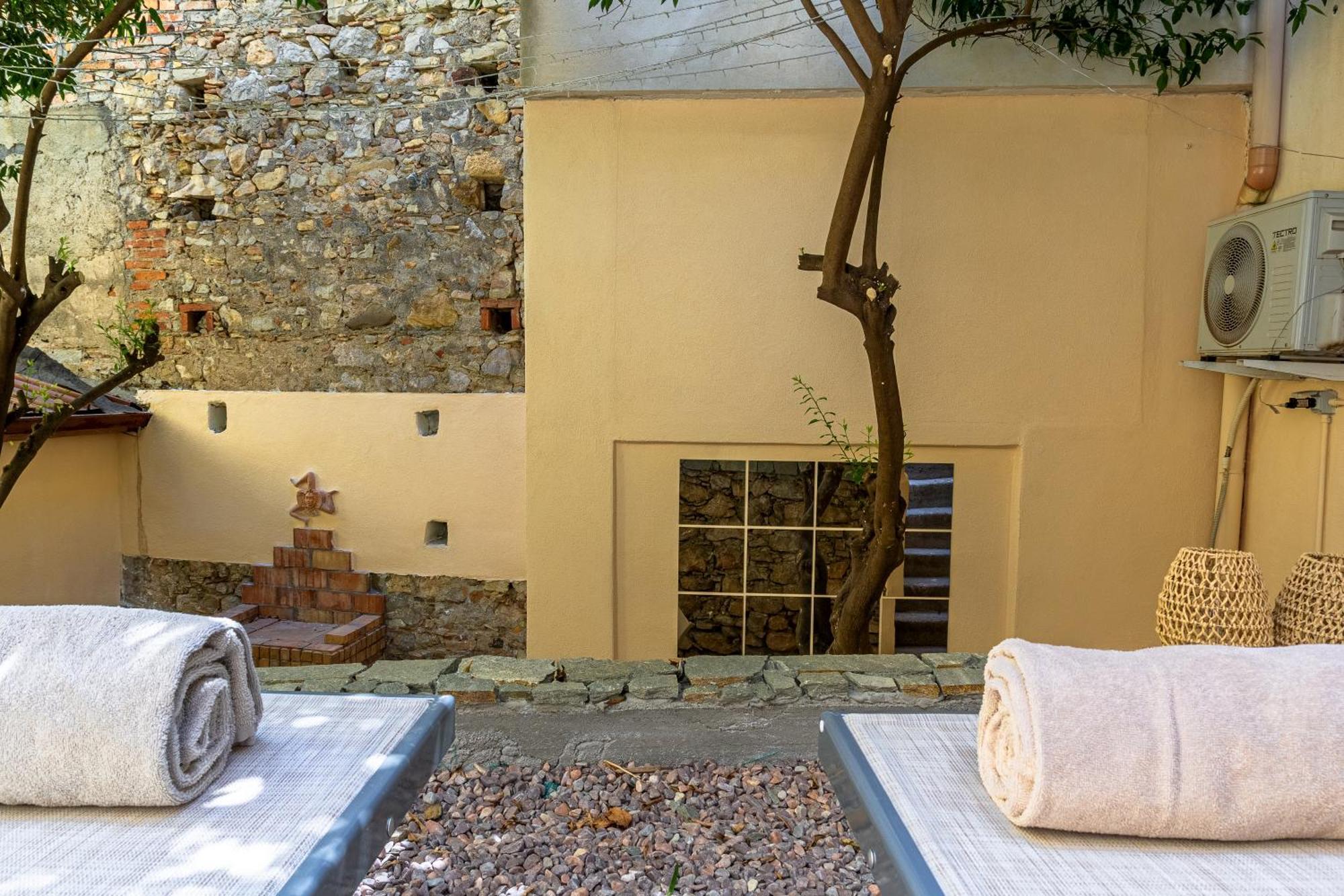 Eidos Apartment Taormina Bagian luar foto